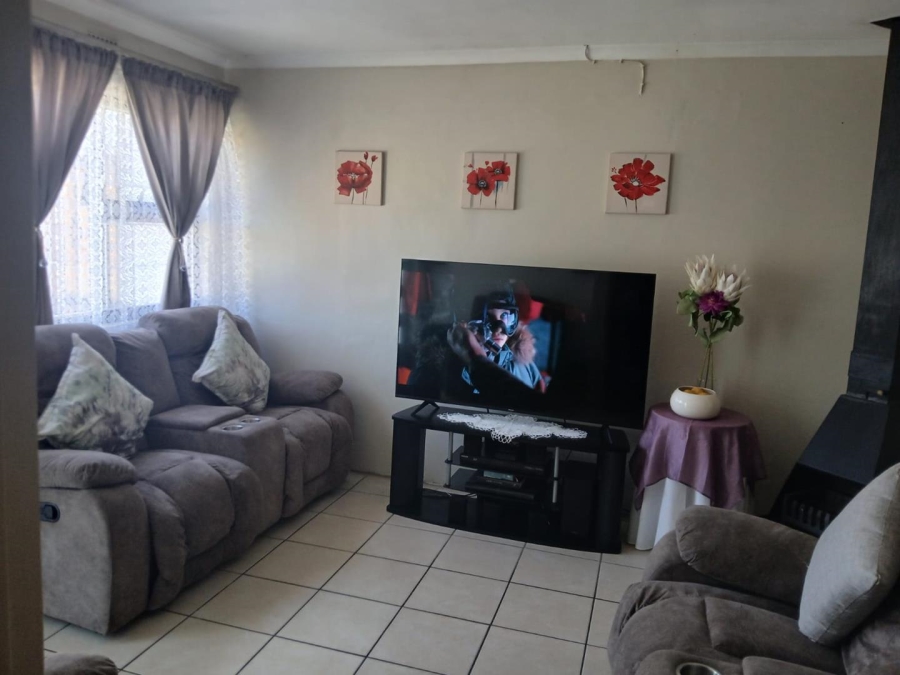3 Bedroom Property for Sale in Northpine Western Cape